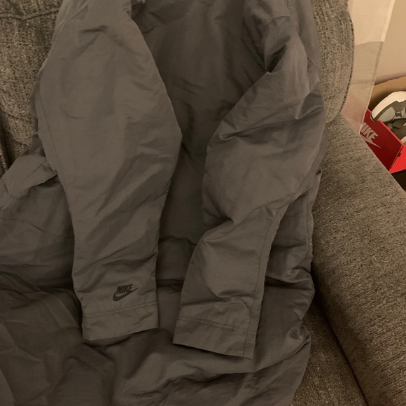 New Nike downfit repel winter coat size medium - Picture 3 of 12